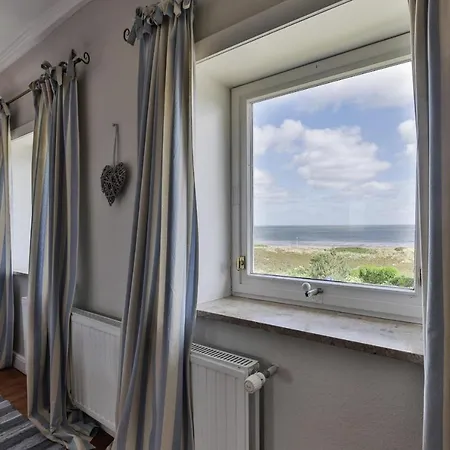 Lenas Hues بيت للعطل